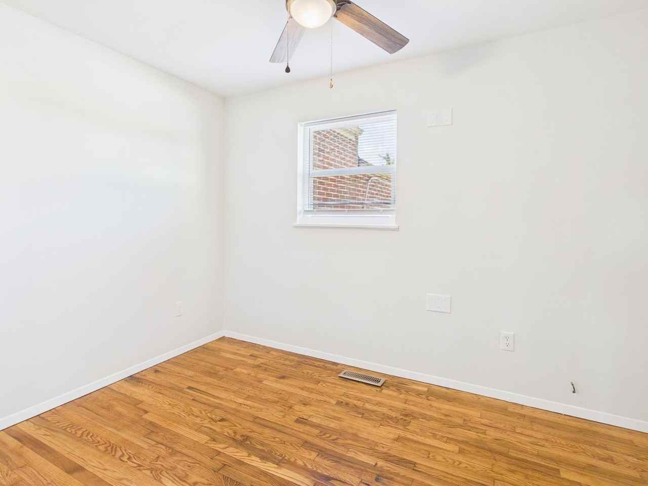 2000 Lamb Ave #C - Photo 6 of 9