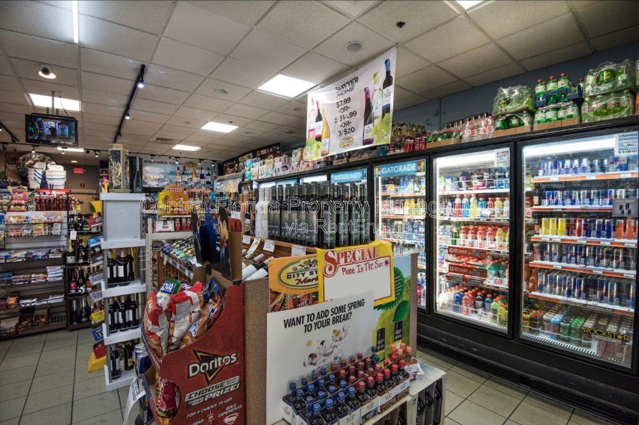 2460 Grand Central Pkwy #13 - Photo 6 of 27