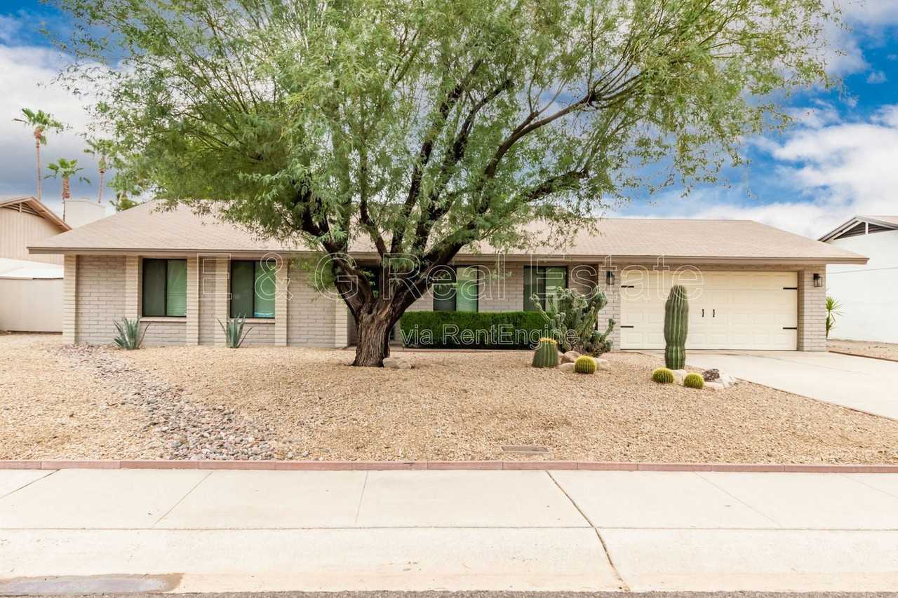 4833 E Kathleen Rd - Photo 2 of 27