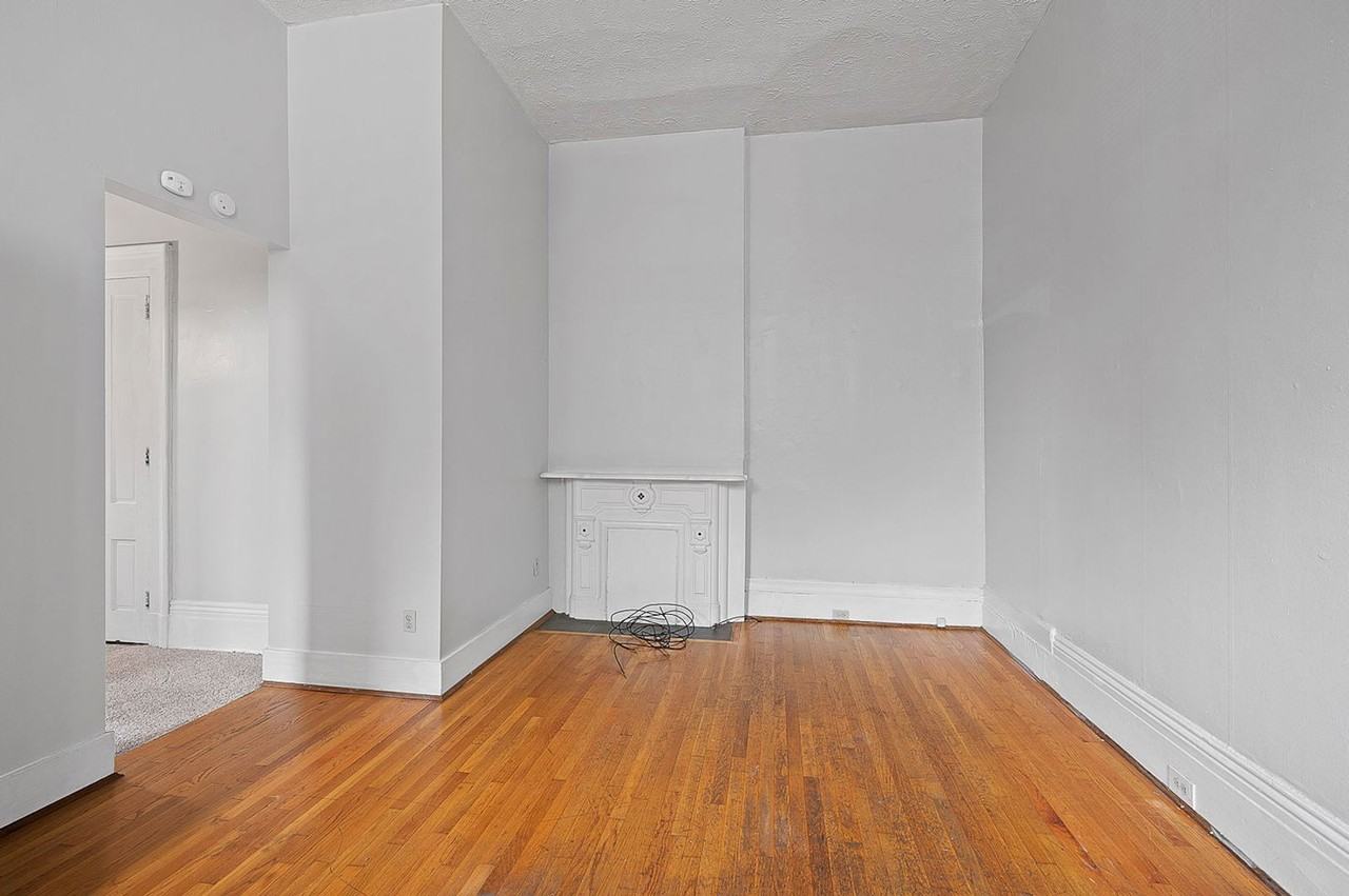 2419 Vine St #1 - Photo 6 of 14