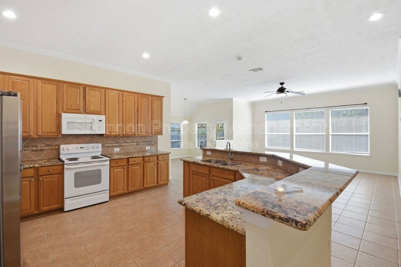 7018 Chapel Meadow Ln - Photo 5 of 22