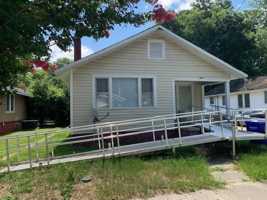 featured image of 1305 Forbes St #A