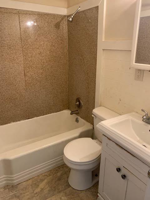 1305 Forbes St #A - Photo 3 of 15