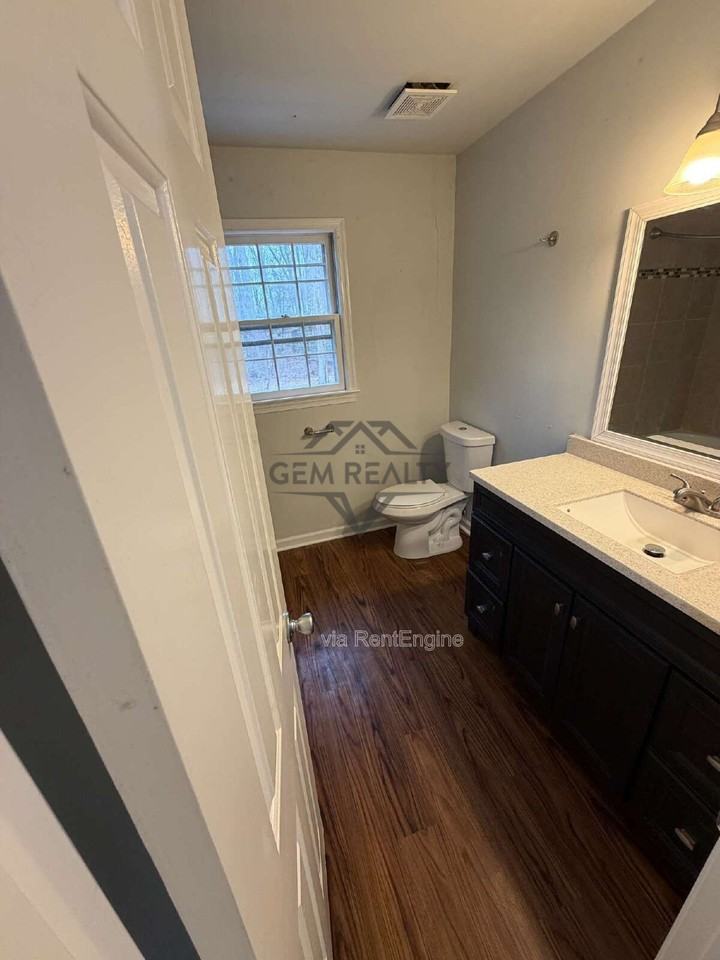 4 Bryant St - Photo 3 of 27