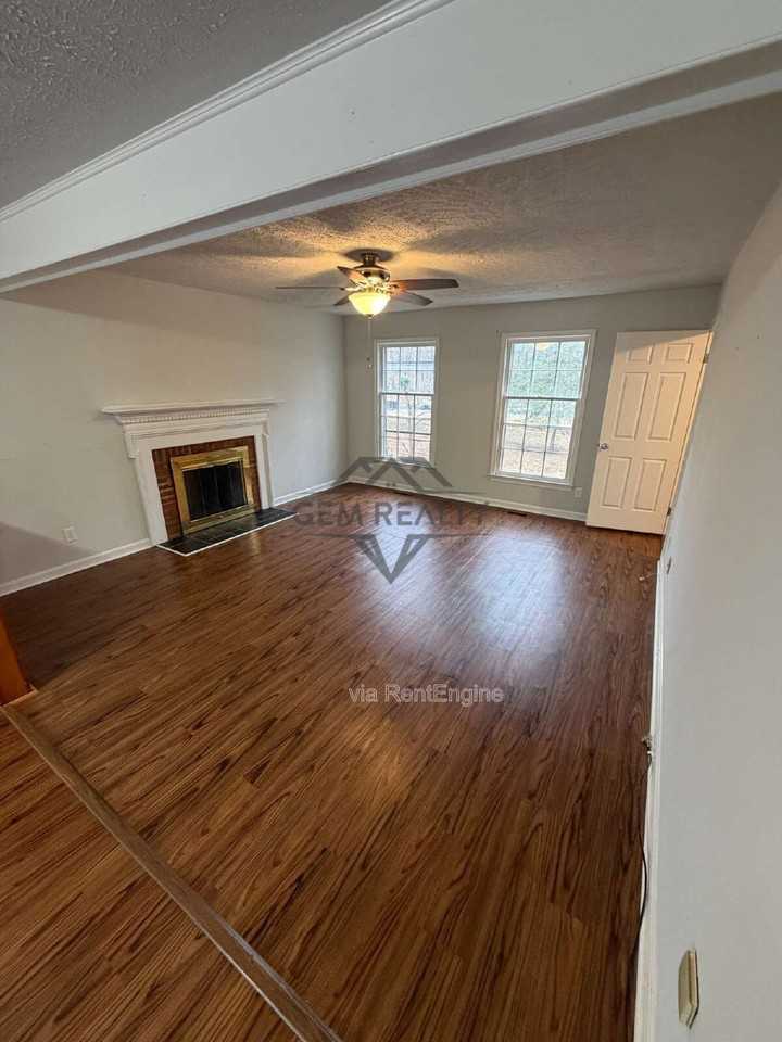 4 Bryant St - Photo 7 of 27