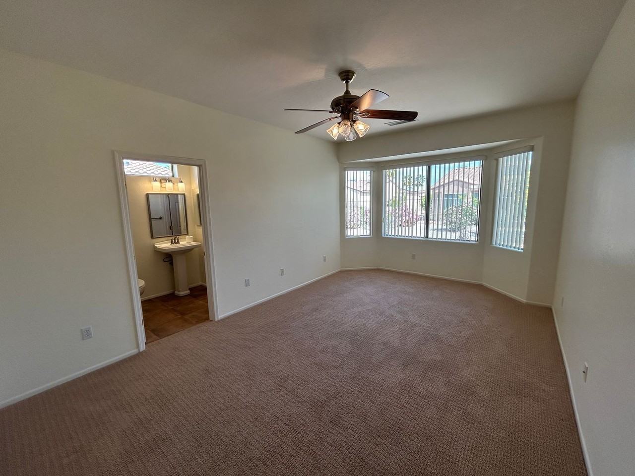 18651 N Salerno Ct - Photo 6 of 18