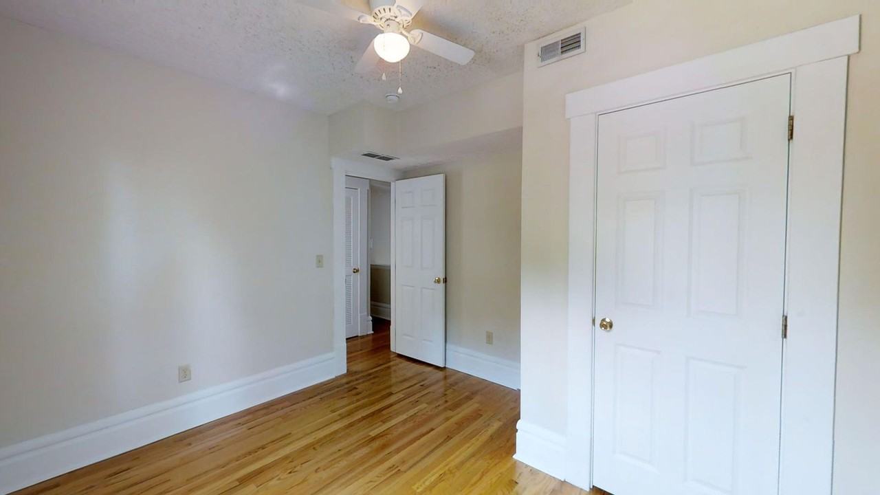 225 E 11th Ave - Photo 6 of 11