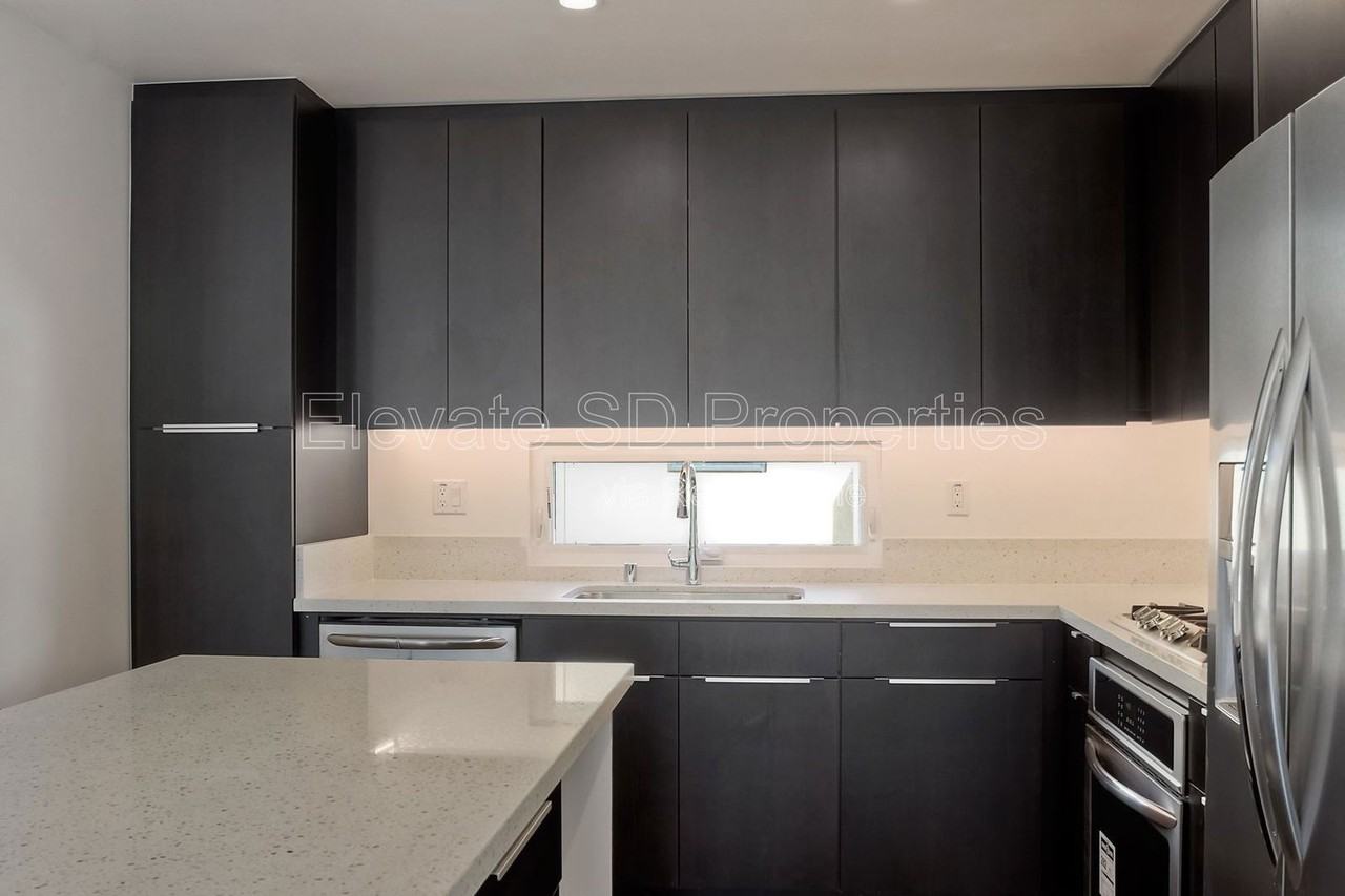 2872 C St - Photo 2 of 35