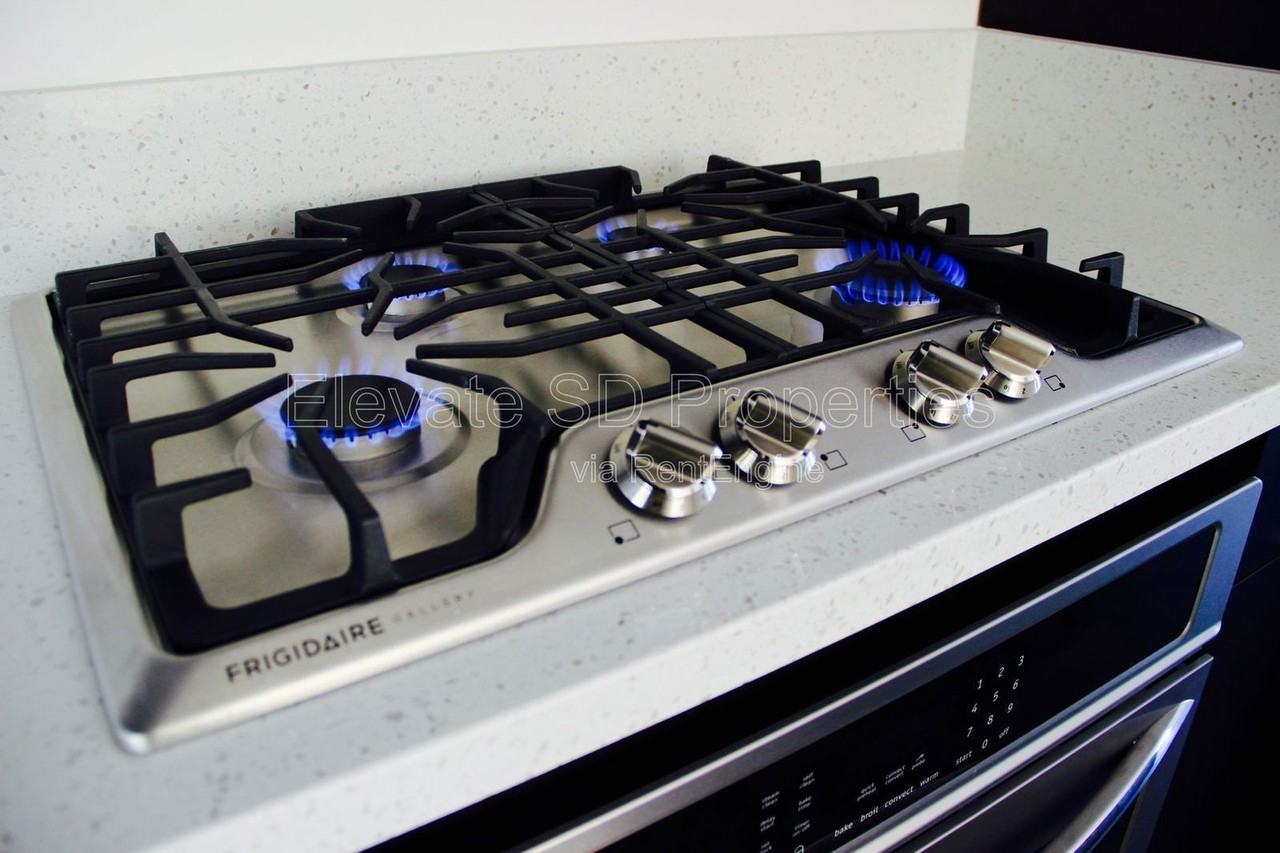 2872 C St - Photo 6 of 35