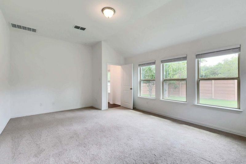 271 Jefferson Dr - Photo 6 of 50