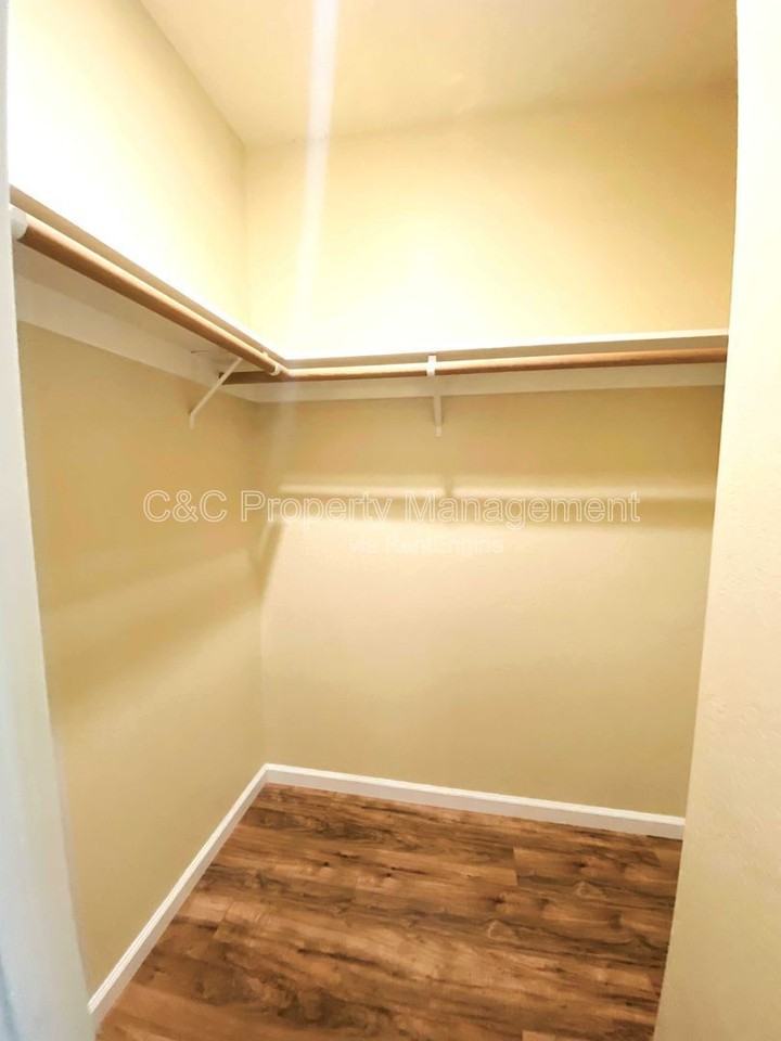 610 Pacific Ave #3 - Photo 7 of 8