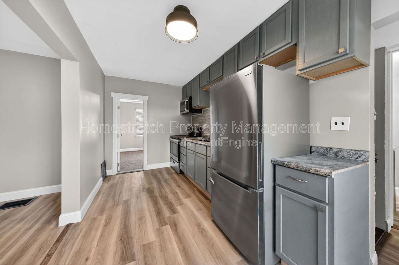 7733 Brand Ave - Photo 4 of 24