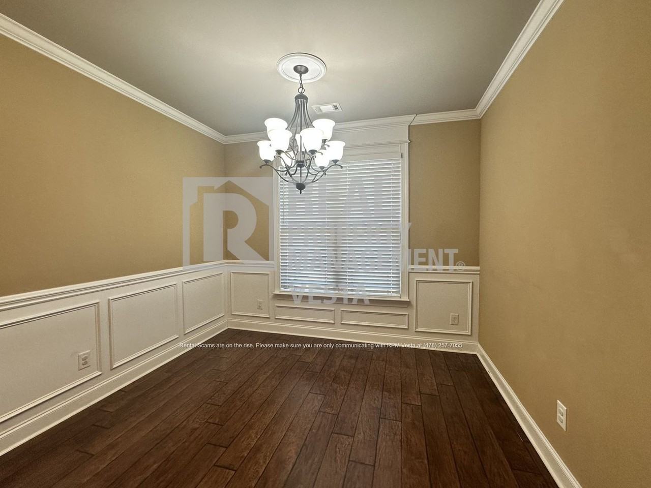 307 Amber Dr - Photo 4 of 20