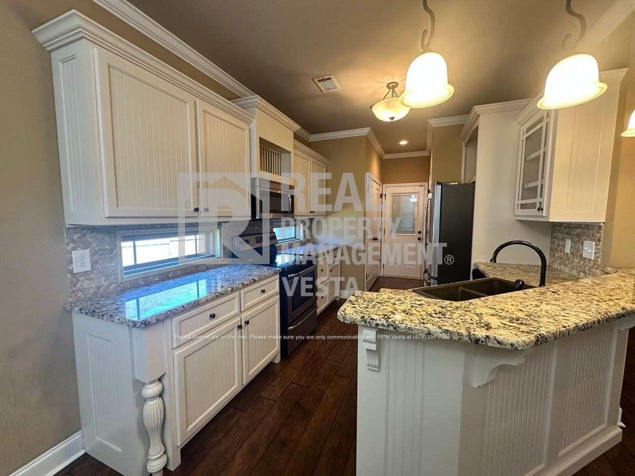 307 Amber Dr - Photo 5 of 20