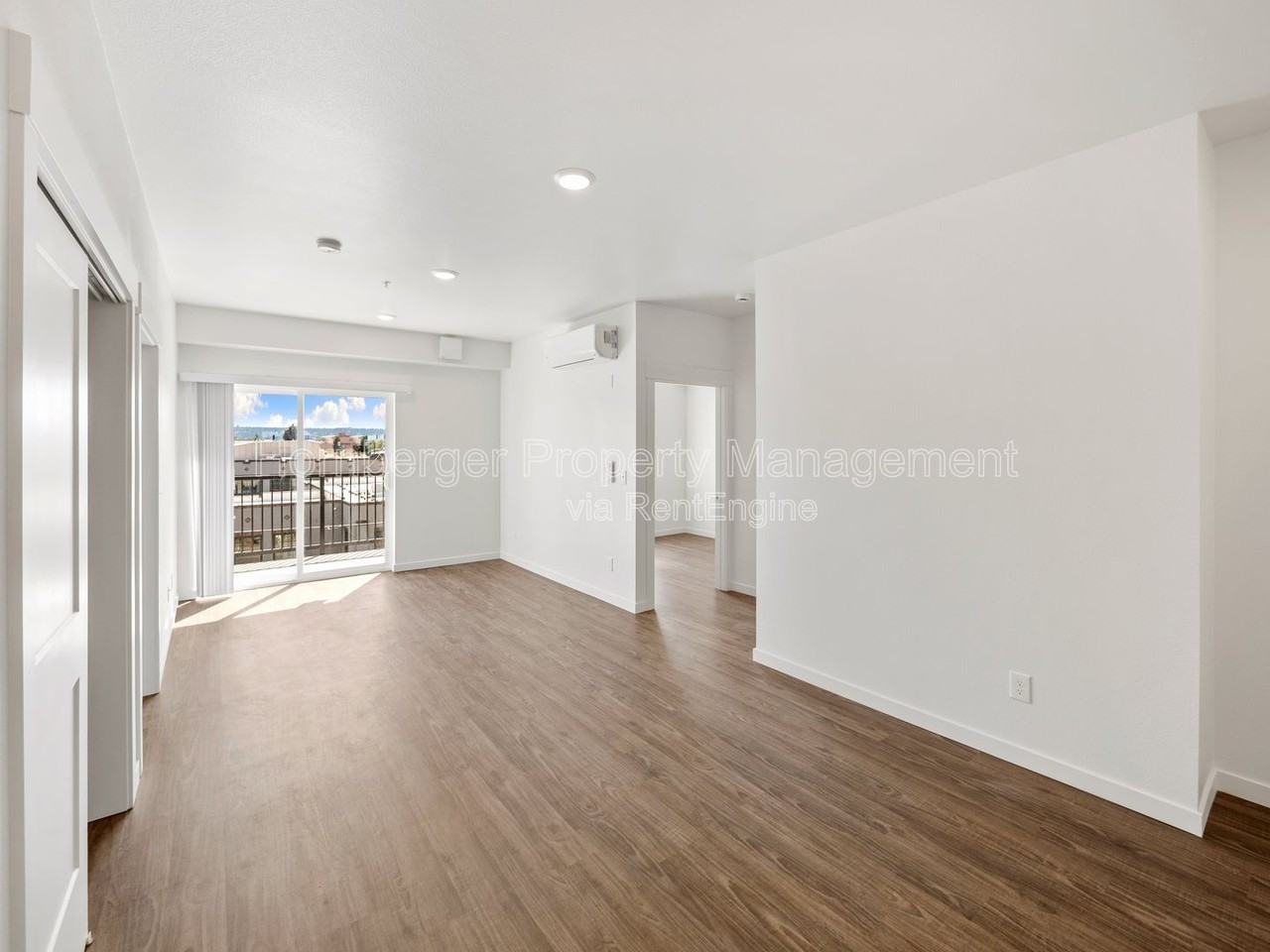 155 E Cleveland Ave #107 - Photo 6 of 13