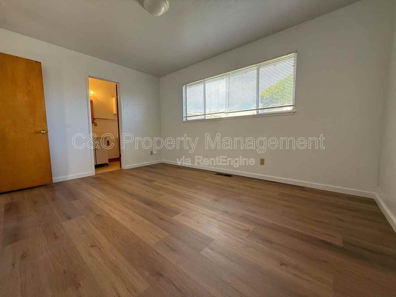 840 Camille Ct - Photo 5 of 10