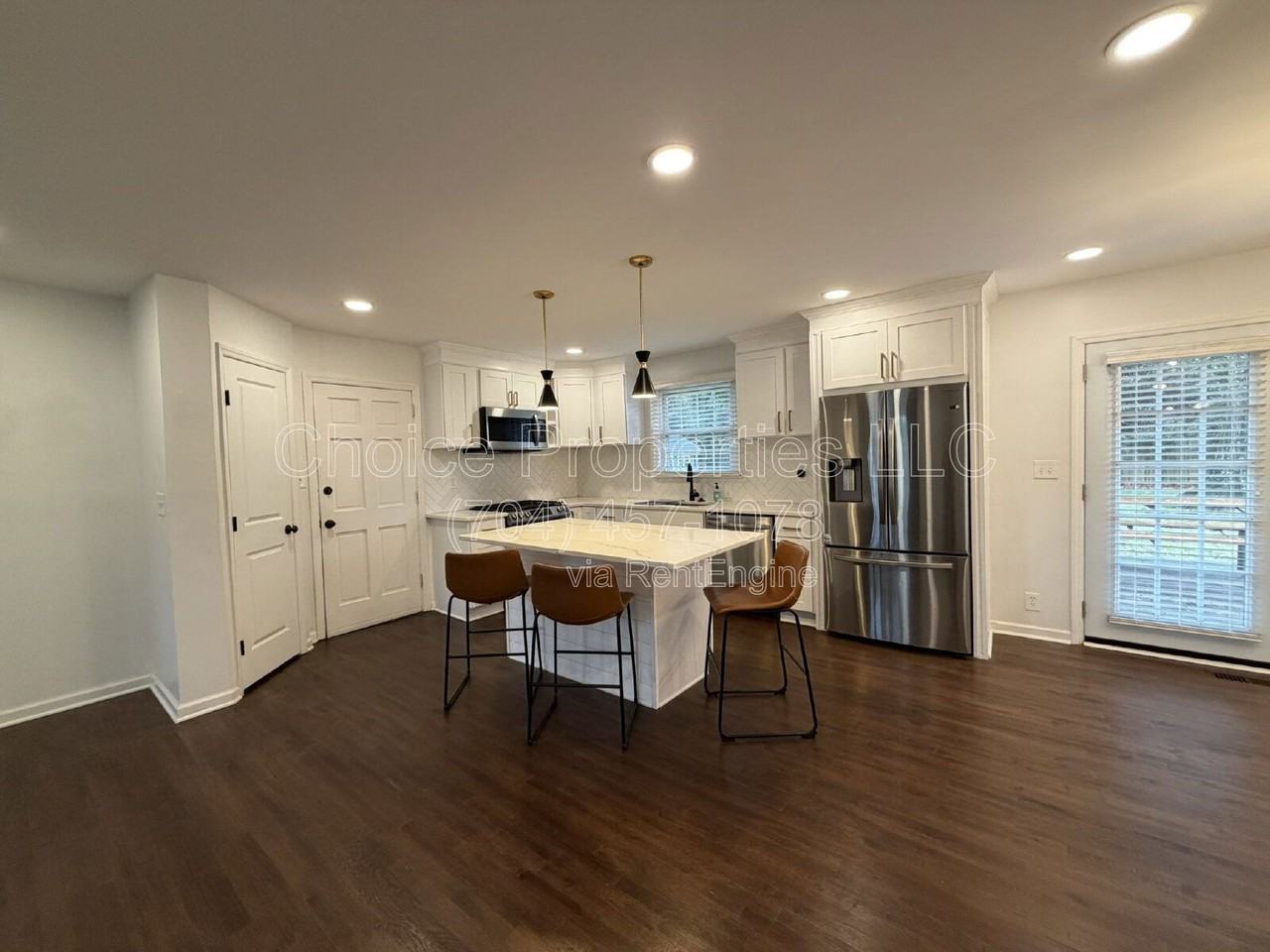 5044 Baylor Dr - Photo 6 of 26