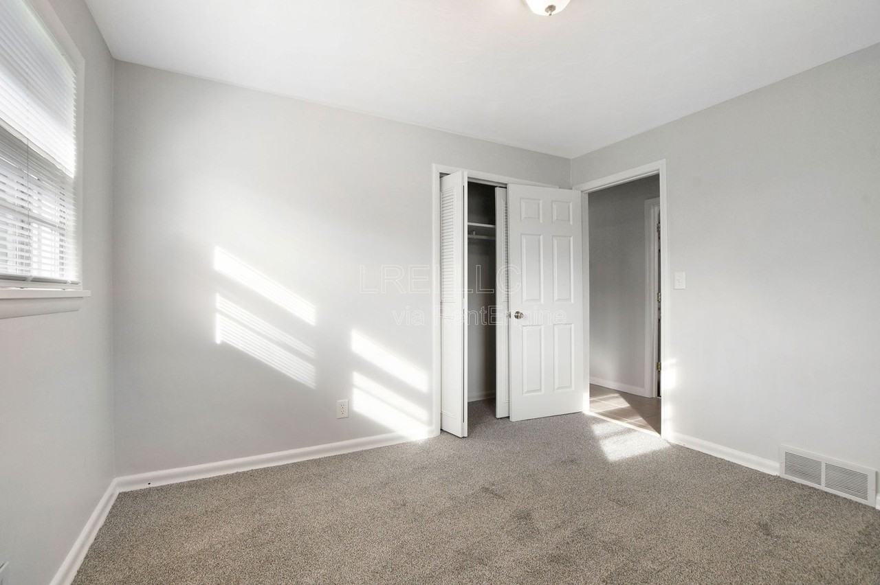 4341 Charlotte Ann Dr - Photo 5 of 15