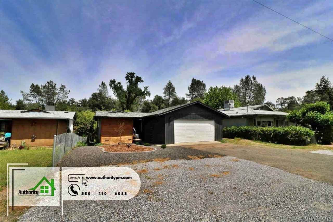 1833 Oregon St - Photo 6 of 30