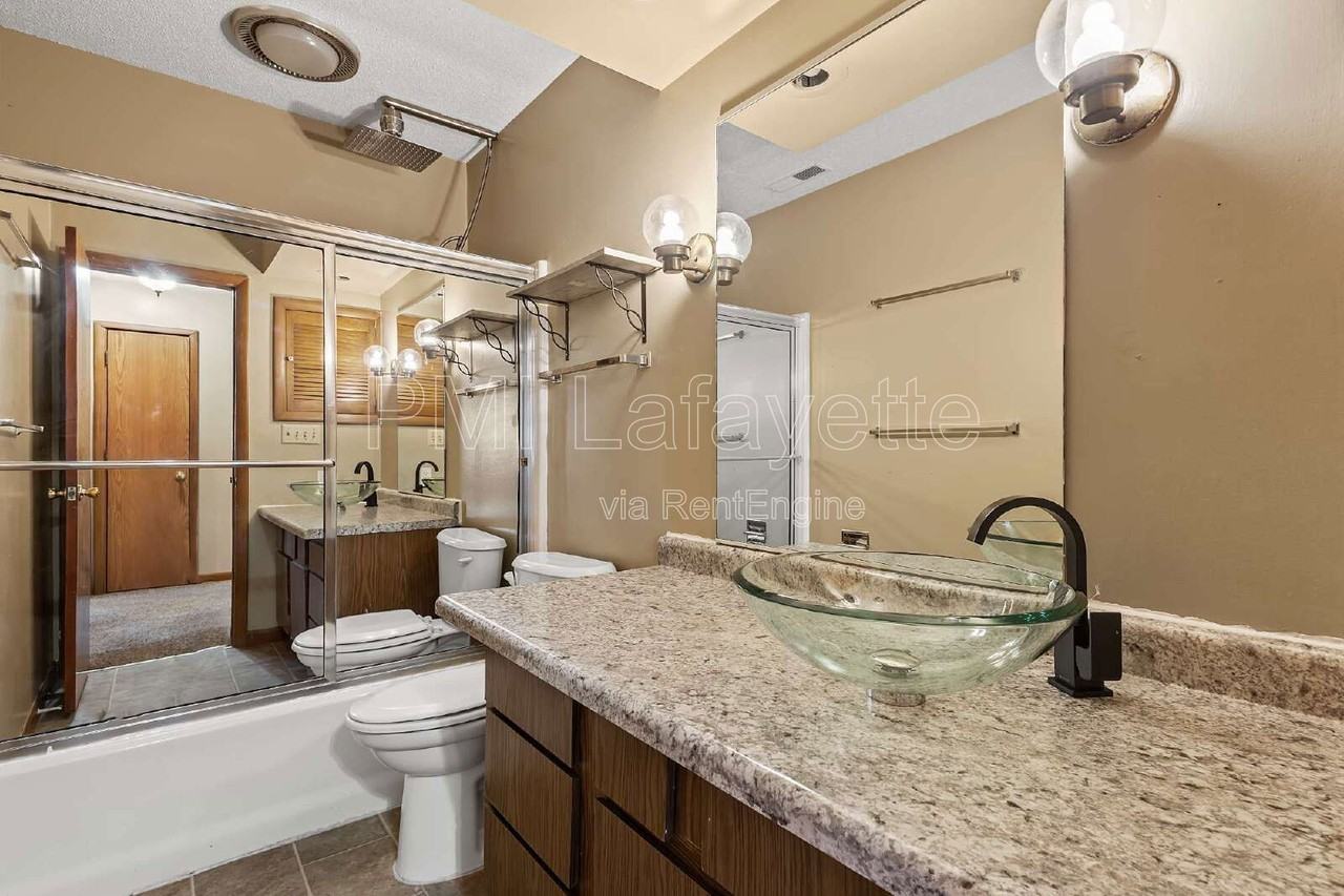 30 W Oxford St - Photo 7 of 10