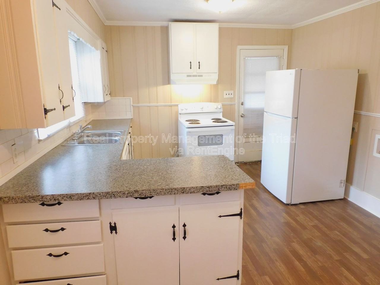 2636 Reid St - Photo 6 of 22