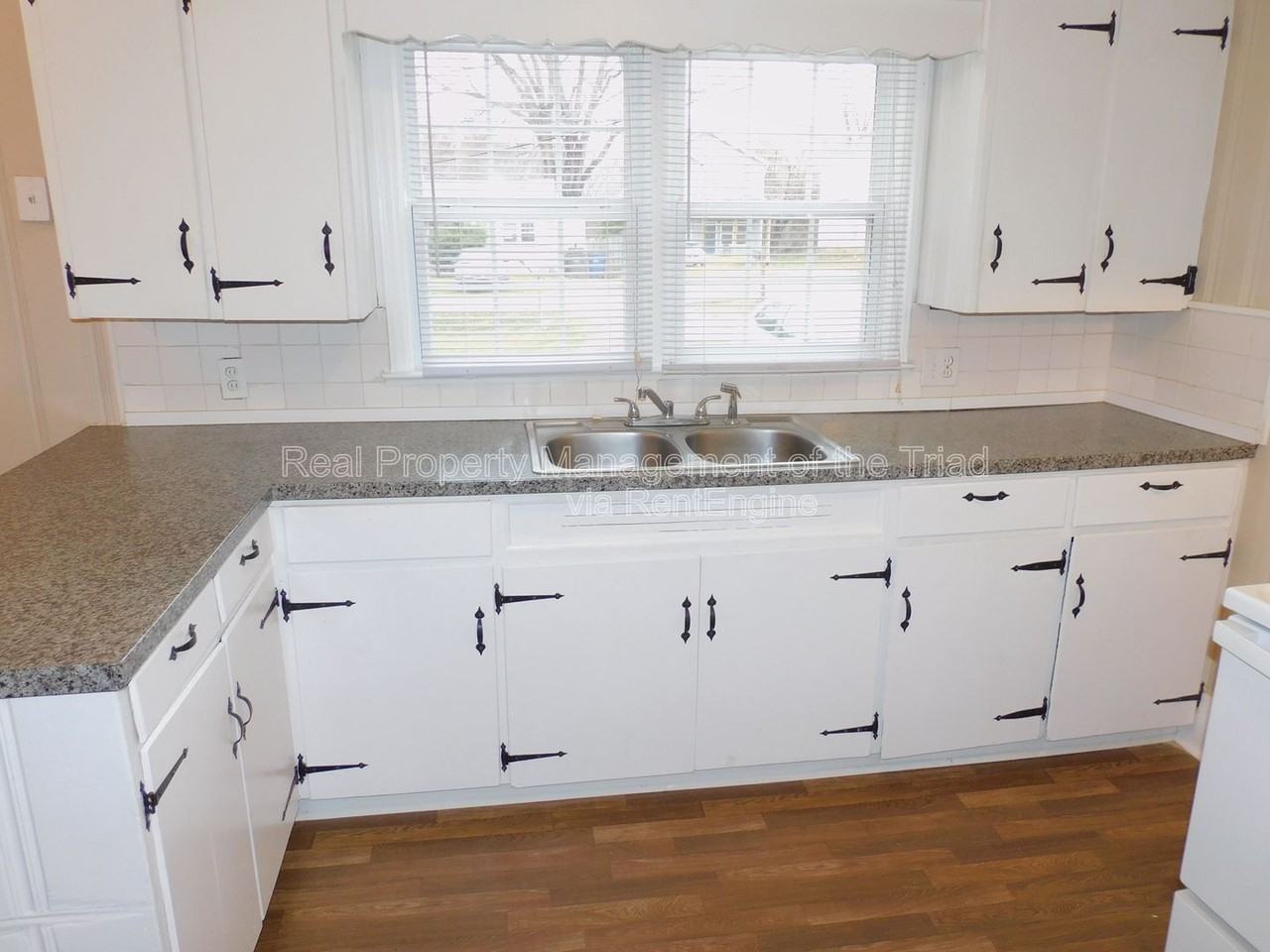 2636 Reid St - Photo 7 of 22