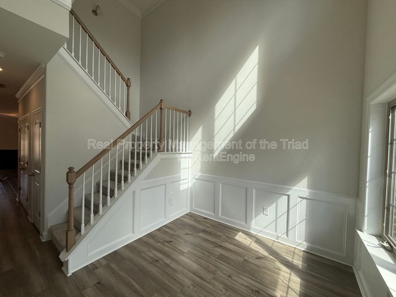 3833 Thistleberry Rd - Photo 2 of 24