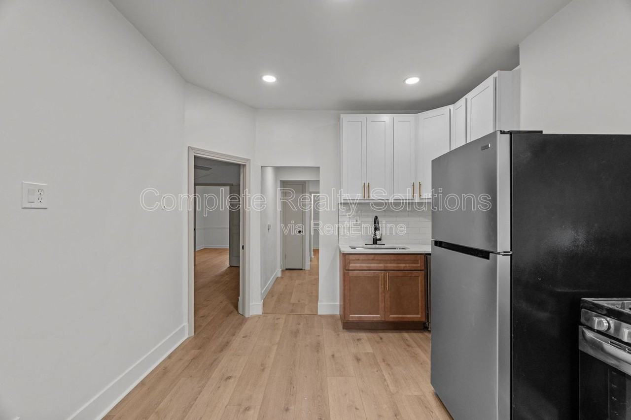 4642 Idaho Ave - Photo 2 of 23