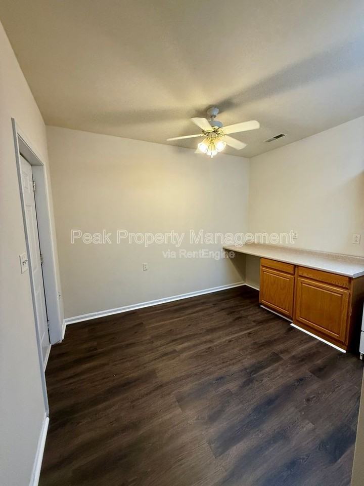 1110 W Main St #1106-1108 - Photo 3 of 12