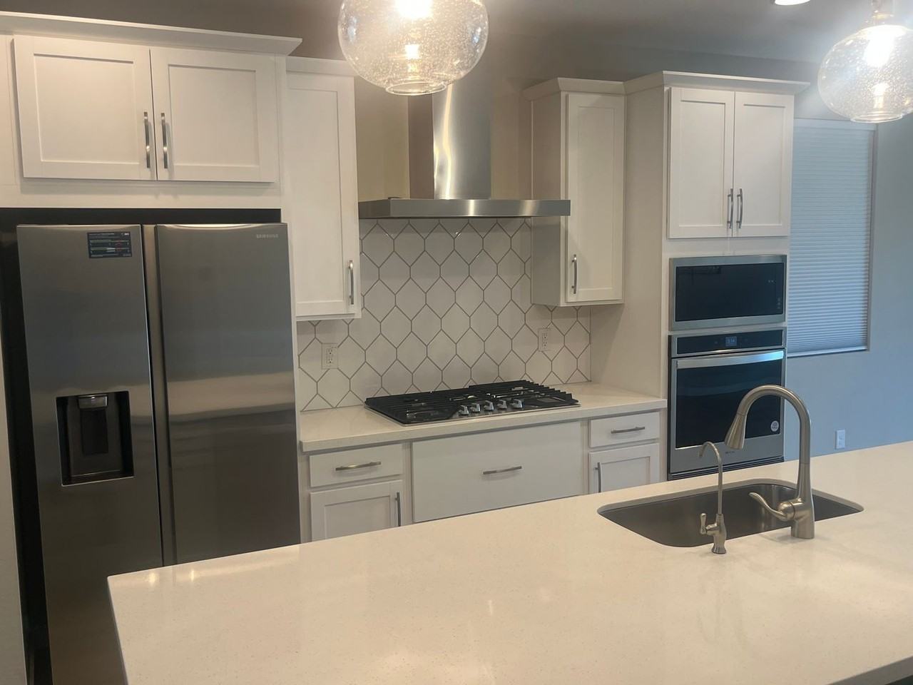 17295 W Valentine St - Photo 3 of 24