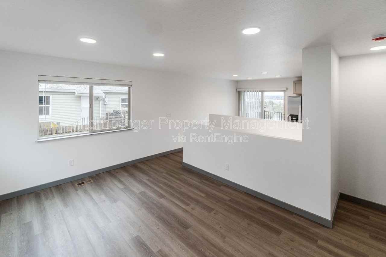 3519 E 17th Ave - Photo 2 of 29