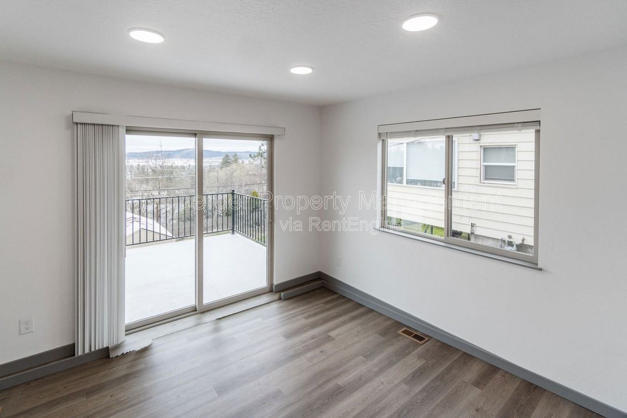 3519 E 17th Ave - Photo 7 of 29