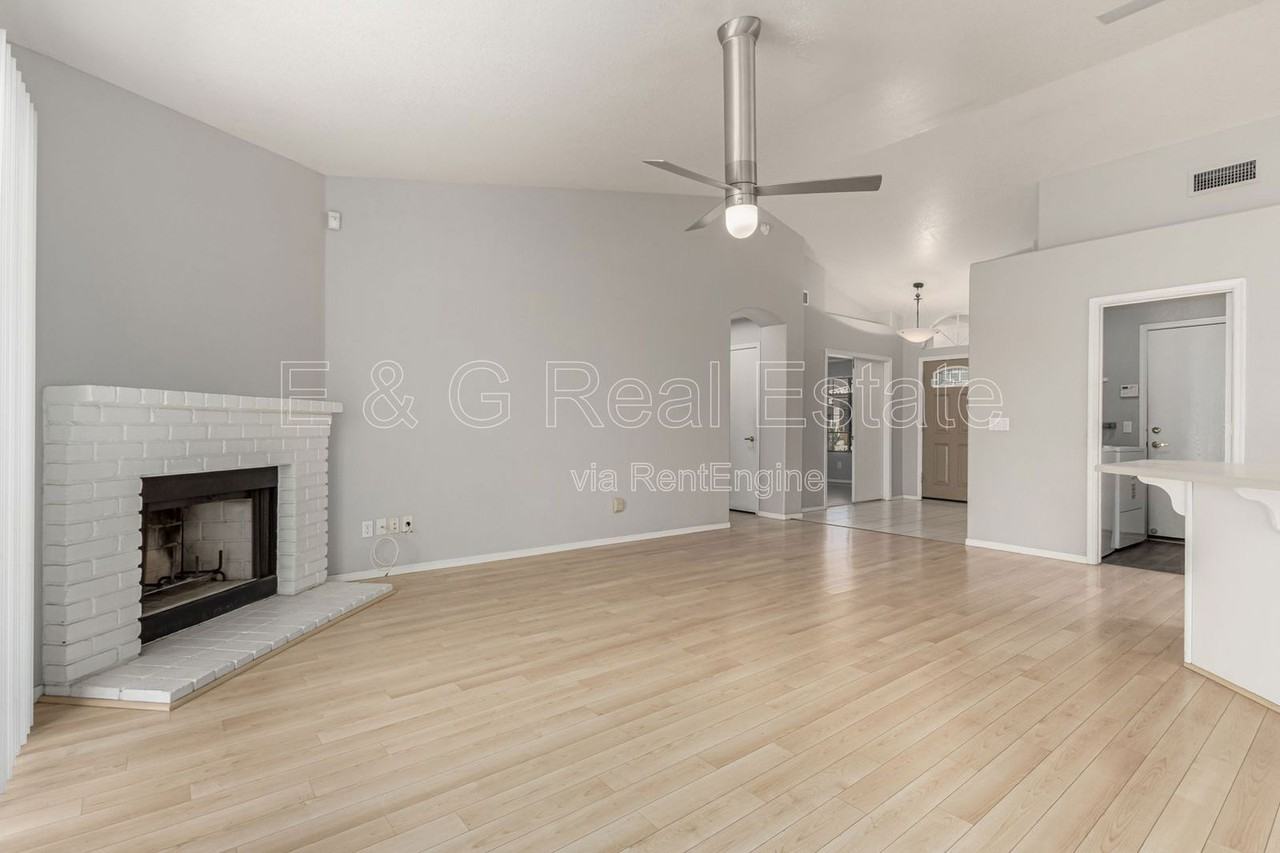 2243 E Edna Ave - Photo 6 of 29