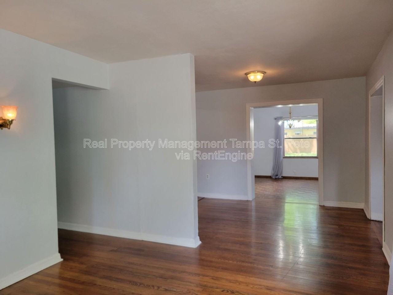 4311 S Thatcher Ave - Photo 6 of 46