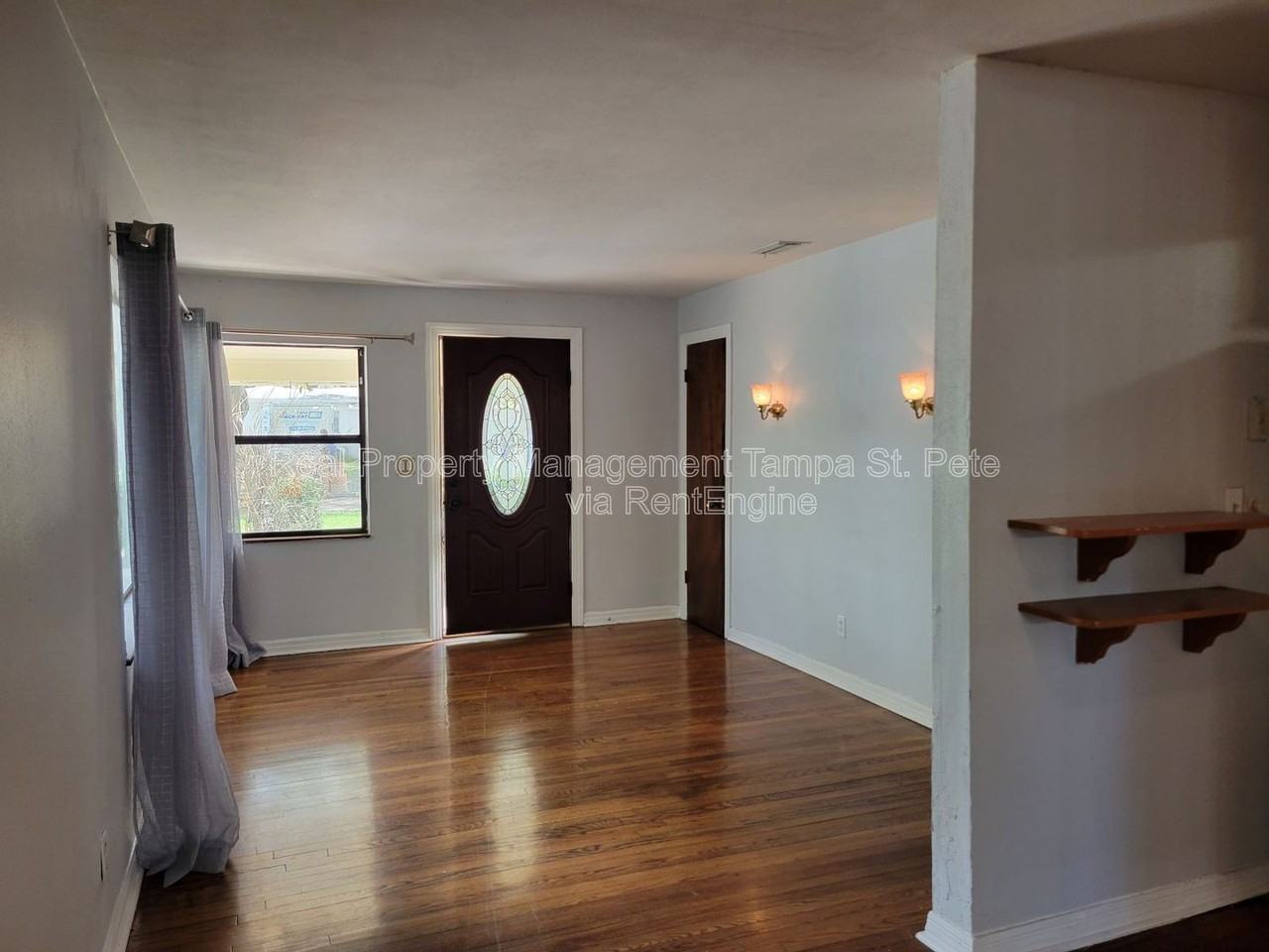 4311 S Thatcher Ave - Photo 7 of 46