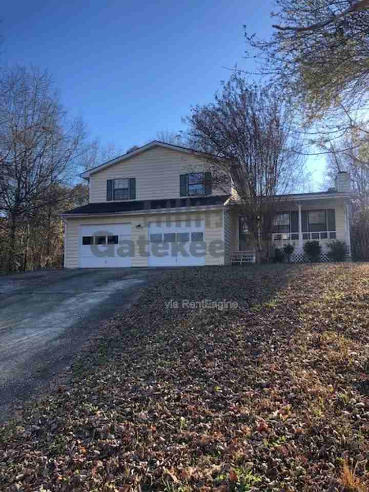 7345 Chaucer Ct - Photo 2 of 16