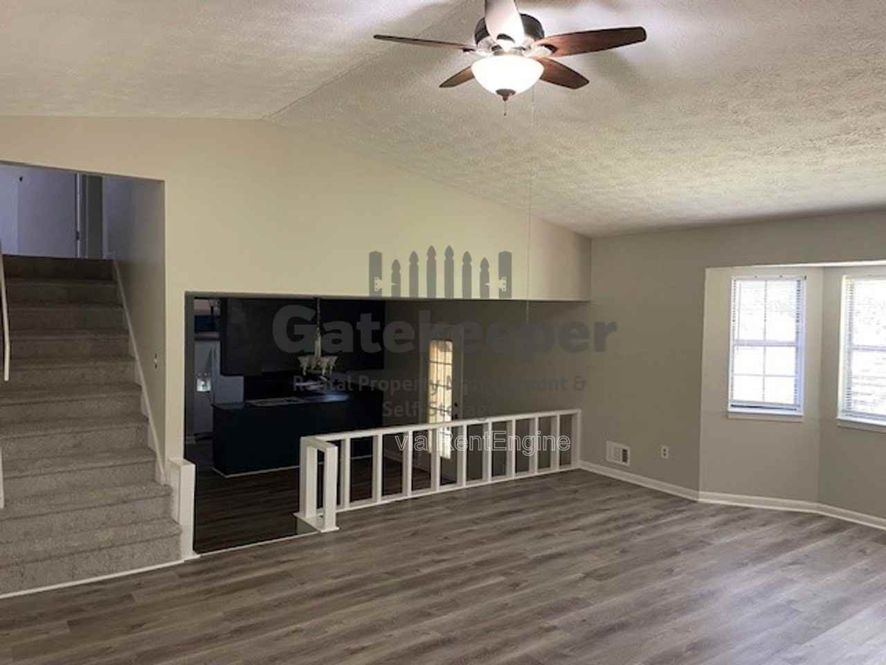 7345 Chaucer Ct - Photo 4 of 16