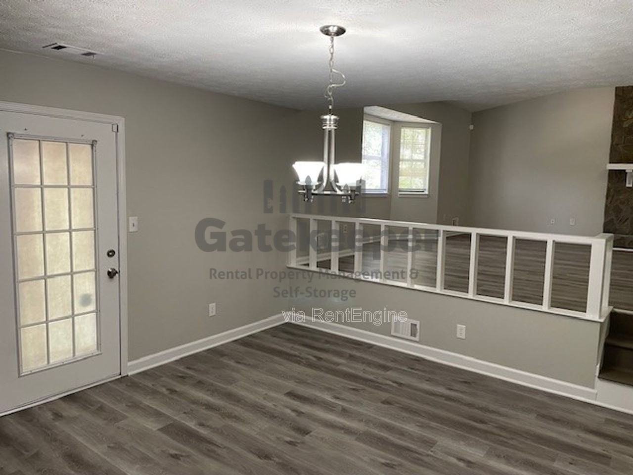 7345 Chaucer Ct - Photo 5 of 16