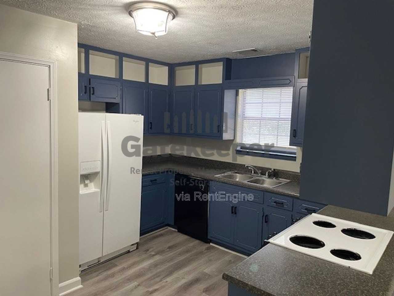 7345 Chaucer Ct - Photo 7 of 16