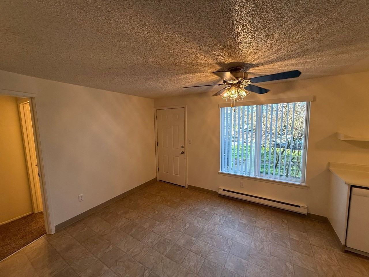 235 Senate St Nw - Photo 3 of 21