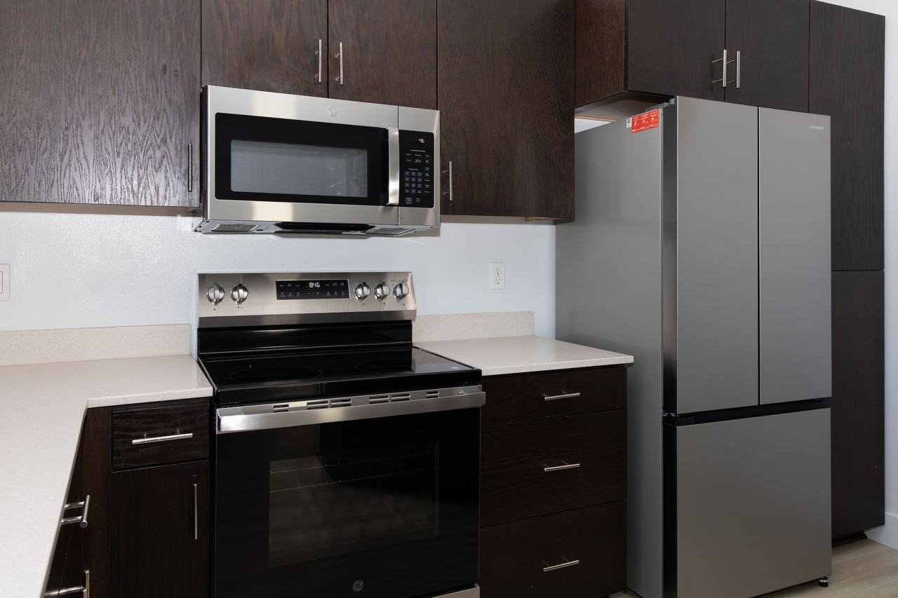 Santa Clara Courts Apartments of Ventura - Photo 7 of 35