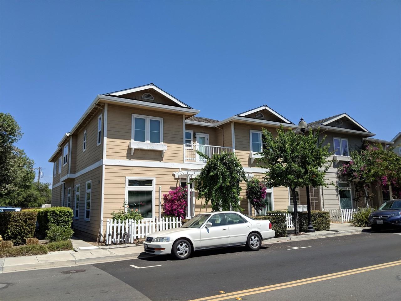 10030 Orange Ave #4 - Photo 2 of 10