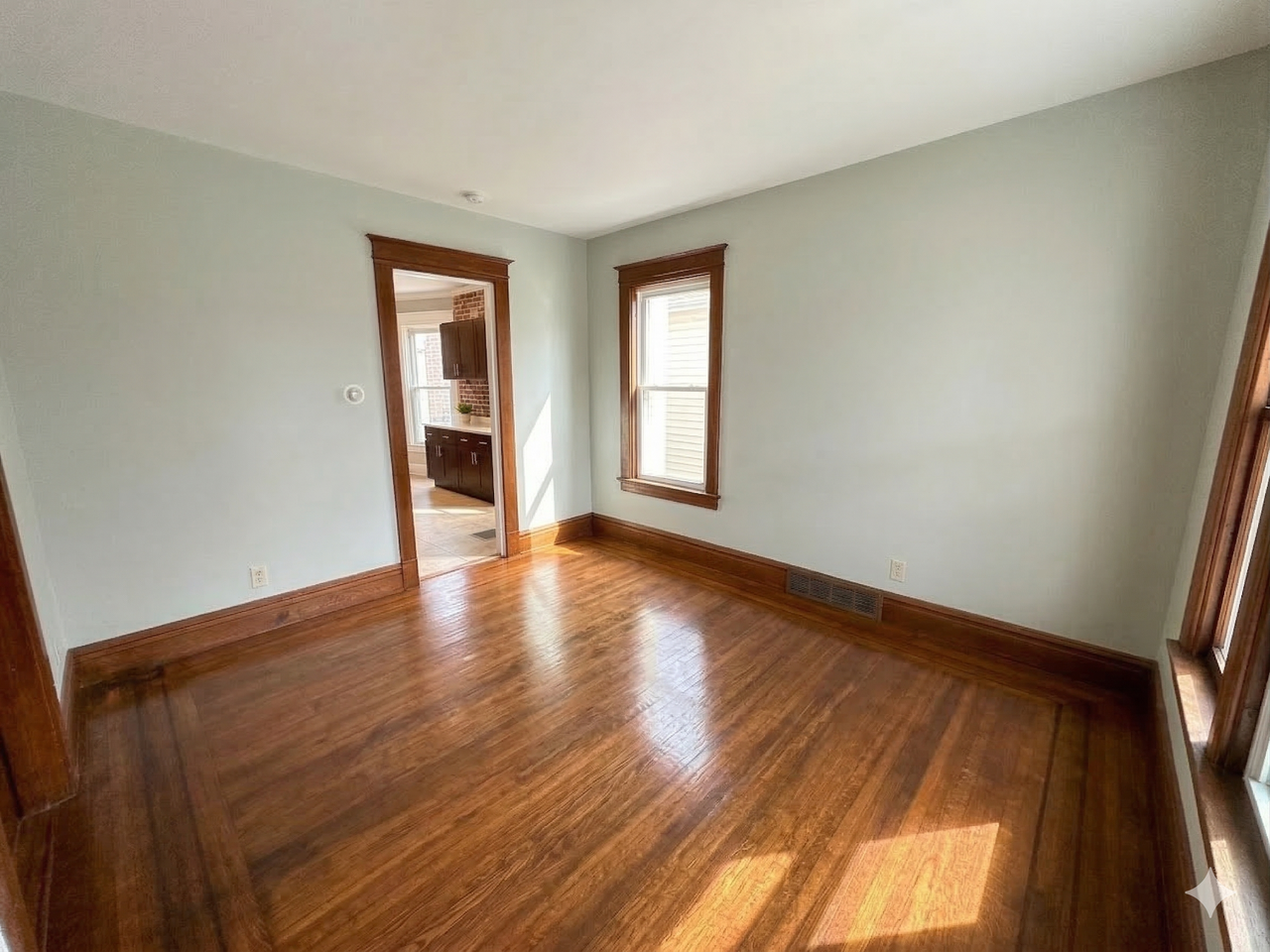 193 Massachusetts Ave #1 - Photo 3 of 6