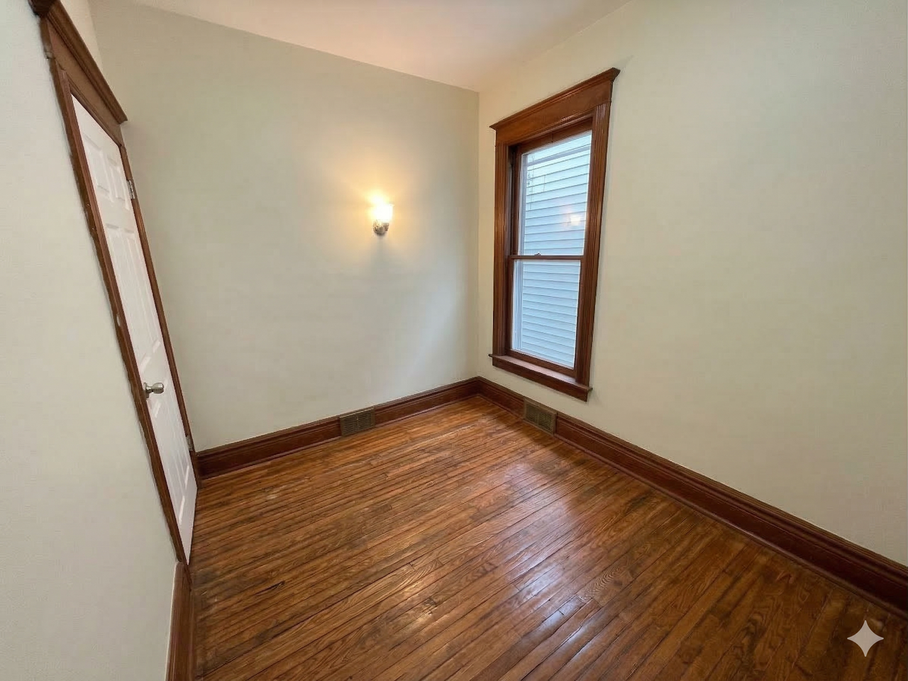 193 Massachusetts Ave #1 - Photo 2 of 6