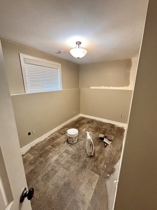 651 Wascana Street - Photo 7 of 7