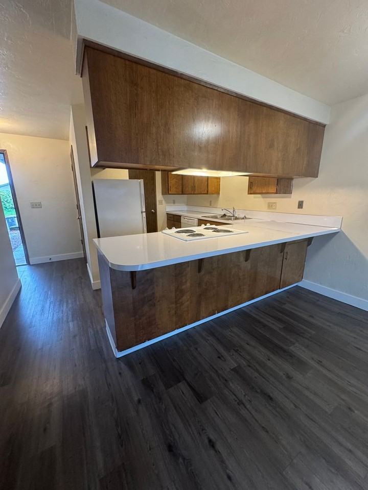 Meadow Green Townhomes - Photo 2 of 42