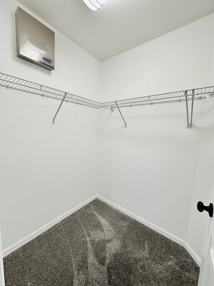 9375 Aegean Cir #0 - Photo 2 of 39