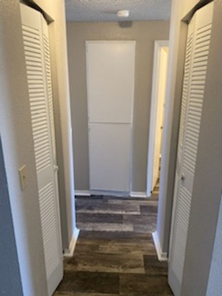 2701 S. Emporia St. - Photo 5 of 50