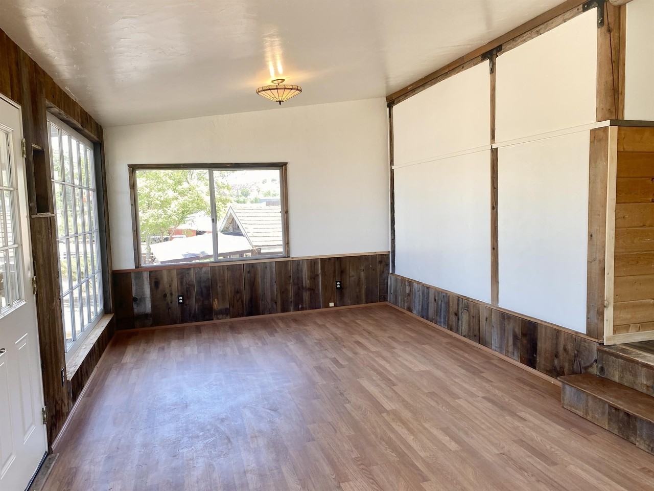 8 Highwaybusiness #3 - Photo 5 of 22