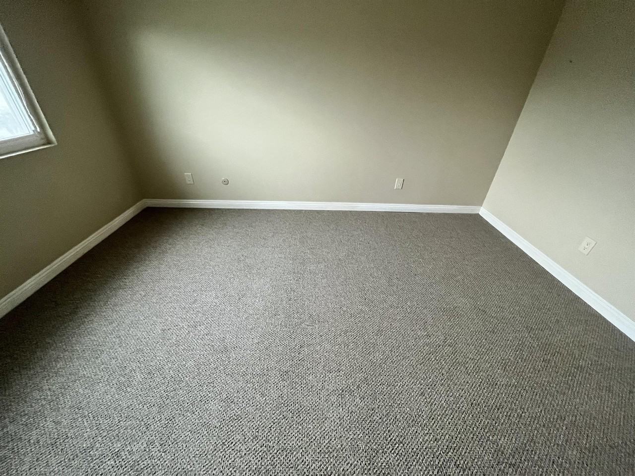 673 Seacoast Dr #0 - Photo 2 of 8